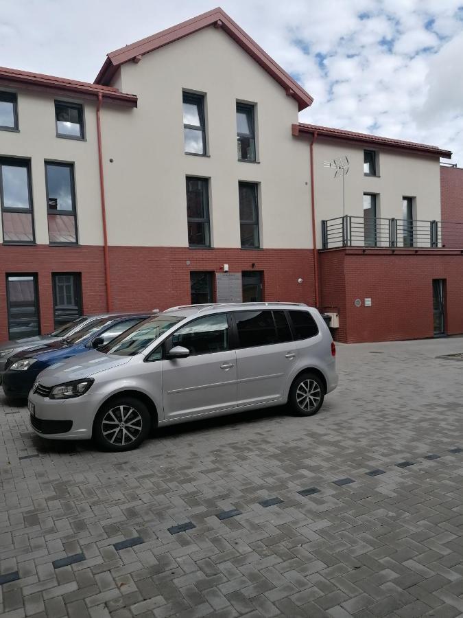Dharma Stay Apartamentai Su Terasa Ir Vaizdu I Miesta Telšiai Extérieur photo