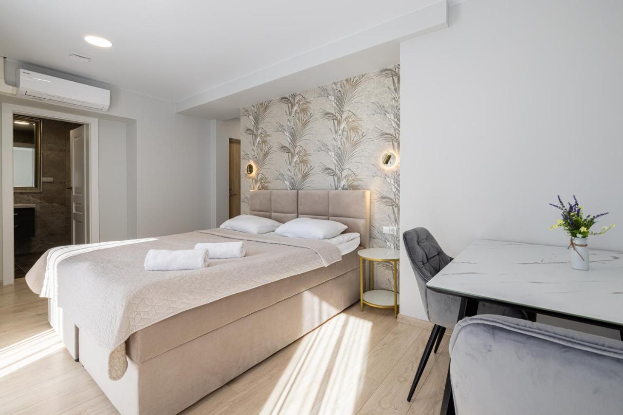 Dharma Stay Apartamentai Su Terasa Ir Vaizdu I Miesta Telšiai Extérieur photo