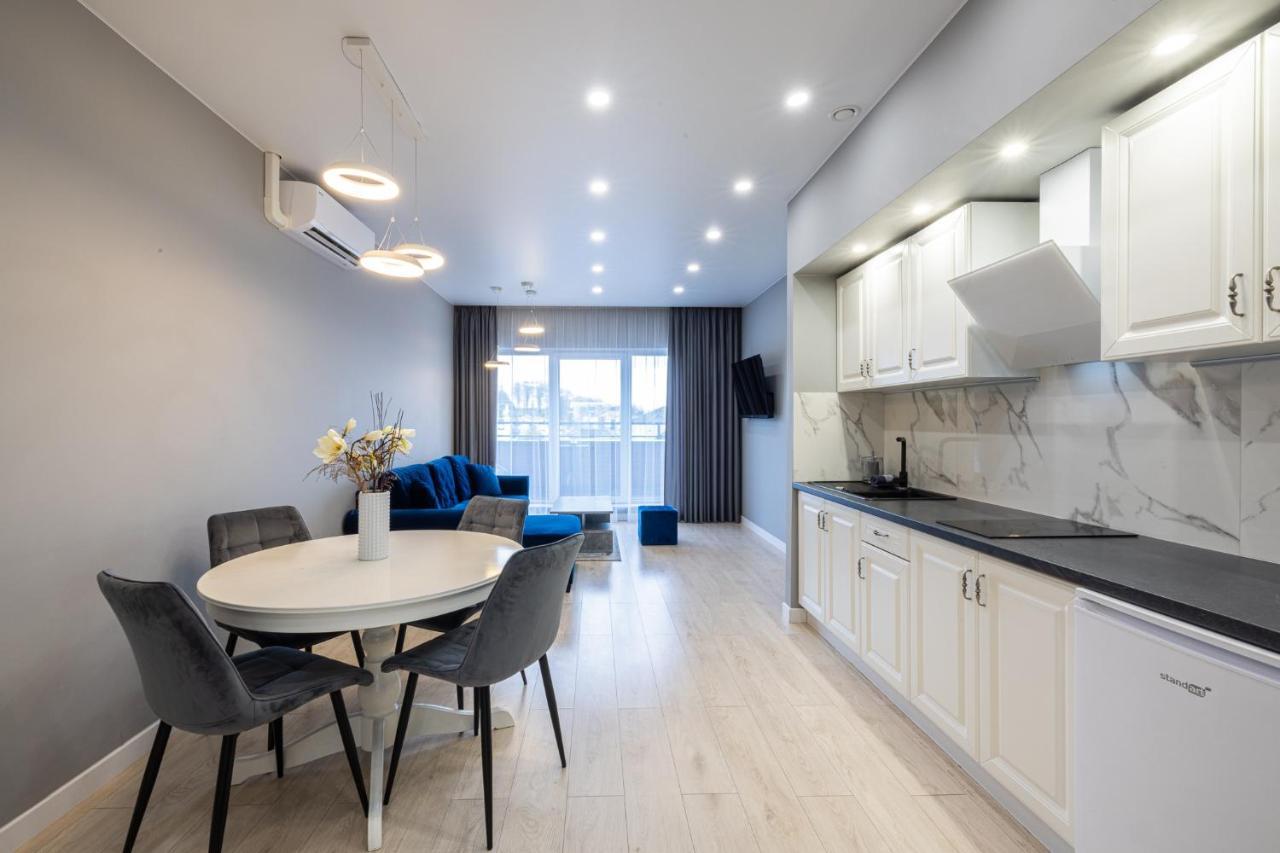 Dharma Stay Apartamentai Su Terasa Ir Vaizdu I Miesta Telšiai Extérieur photo